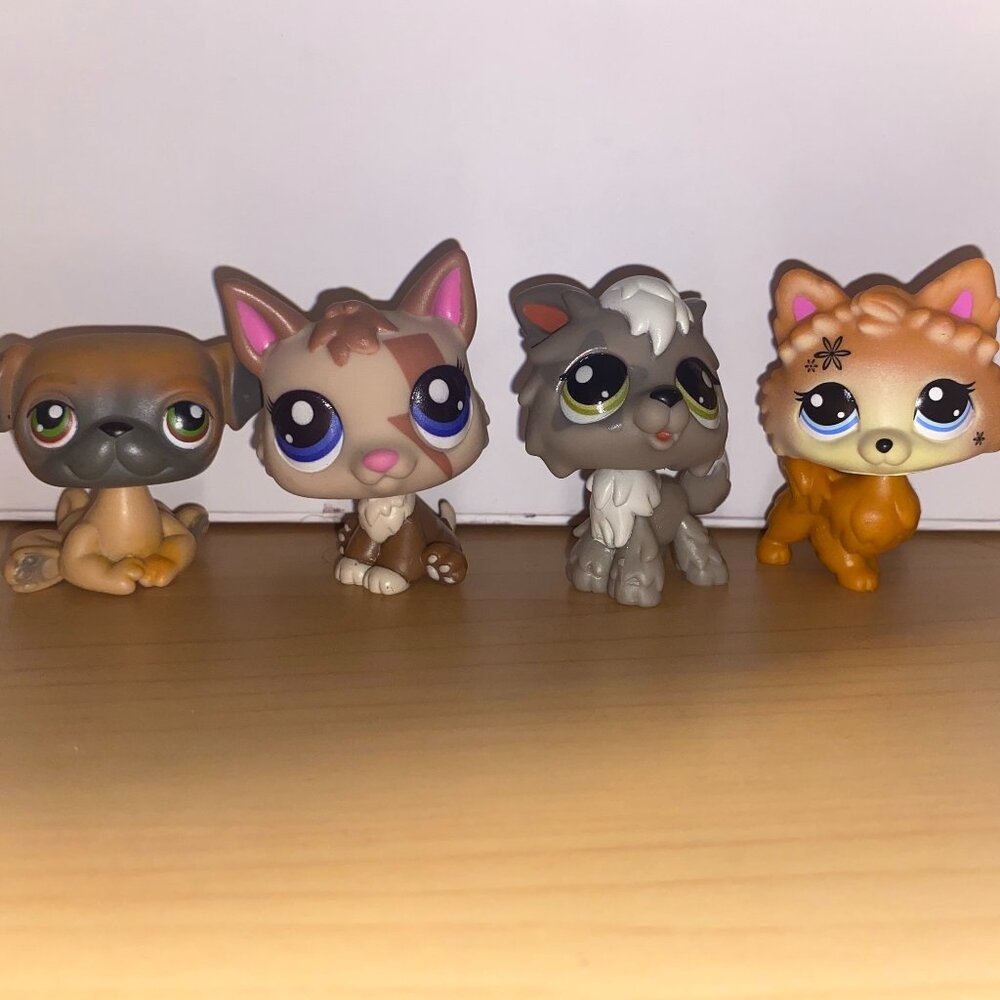Littlest Pet Shop LPS Dogs/Wolf